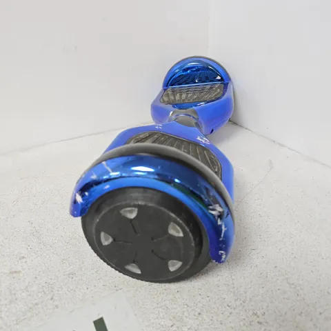 BLUE SELF-BALANCING HOVERBOARD (UK) β USED WITH SURFACE WEAR