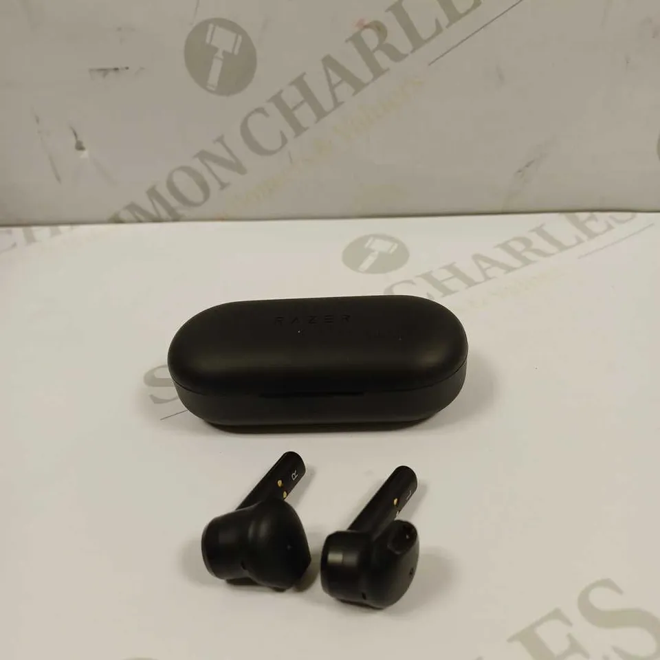 RAZER HAMMERHEAD TRUE WIRELESS EARPHONES 
