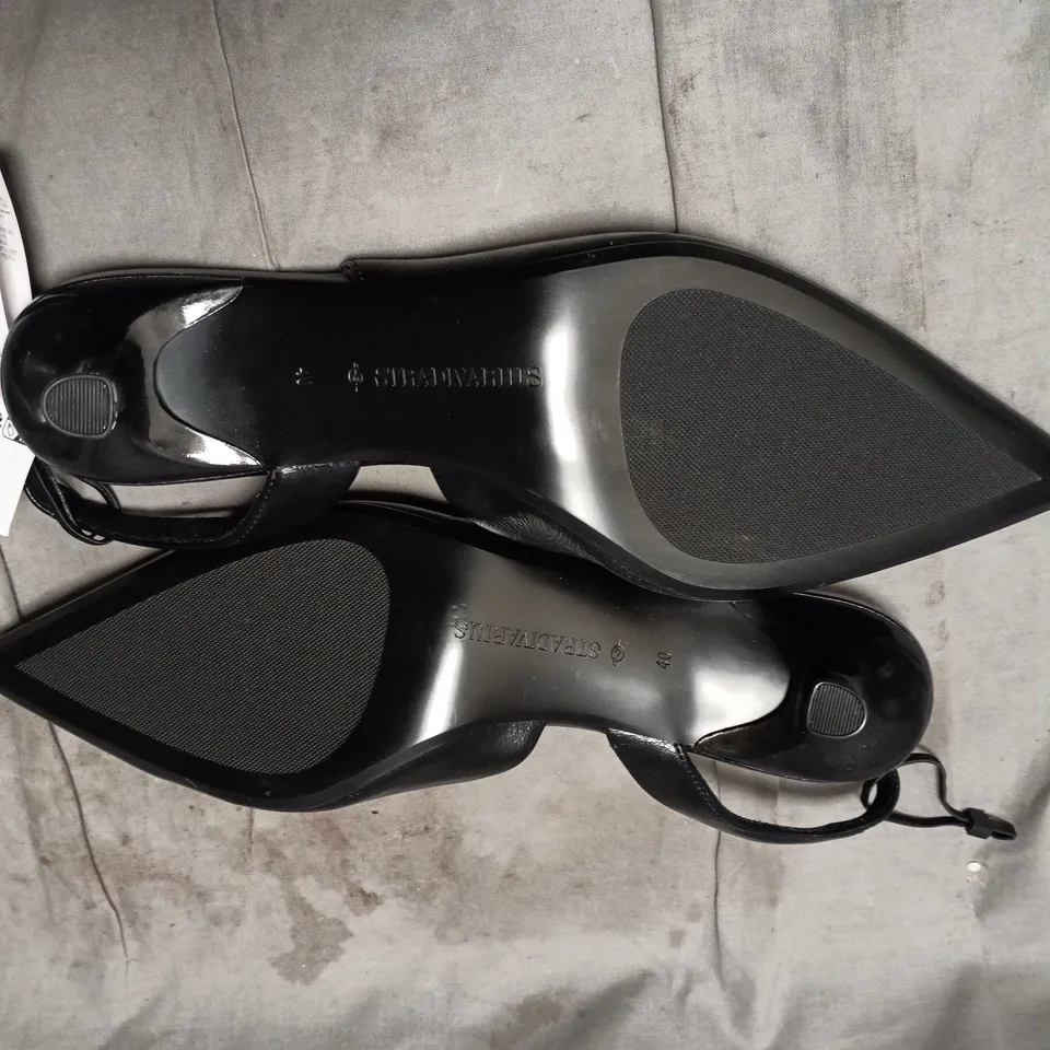 STRADIVARIUS BLACK SLINGBACK HEELS, UK 7 