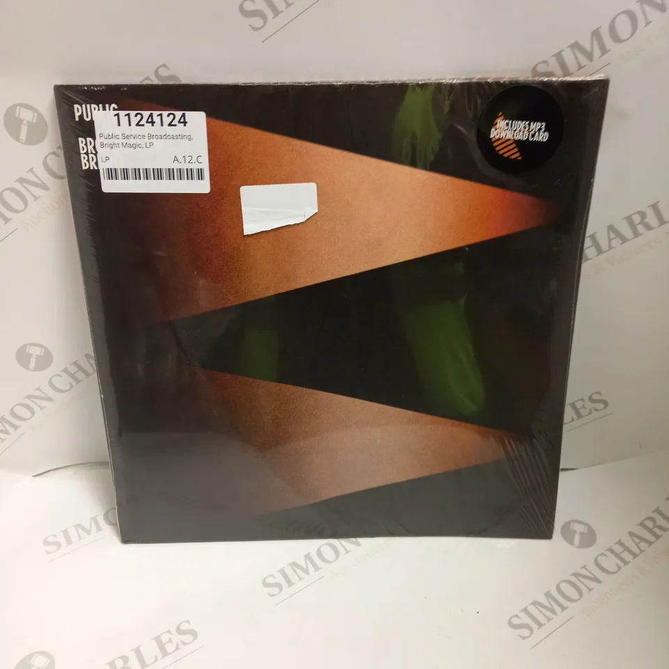 10 X ASSORTED MUSIC VINYL'S. ARTISTS VARY 