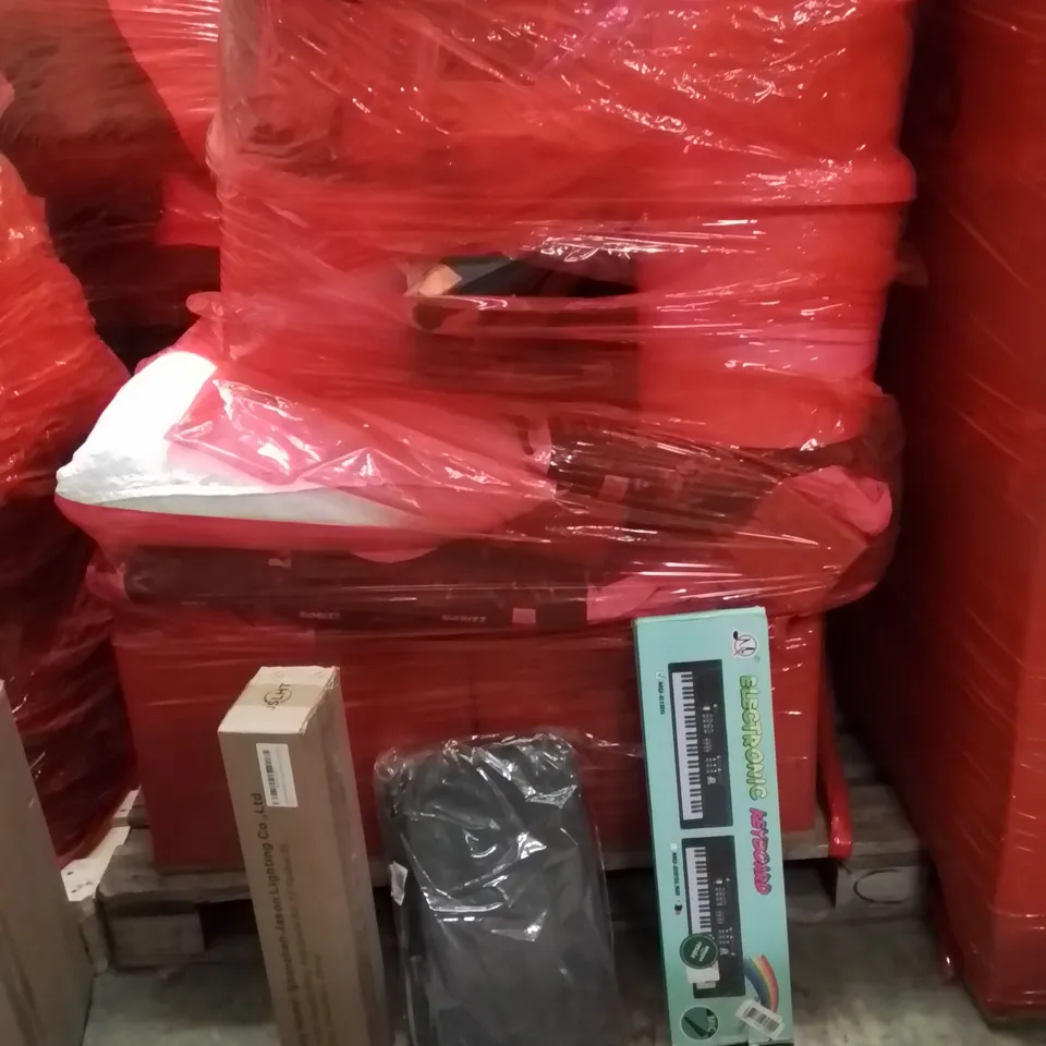 PALLET OF ASSORTED HOUSEHOLD GOODS AND PRODUCTS TO INCLUDE;ELECTRONIC KEYBOARD,BAG,LED MIRROR LIGHT 