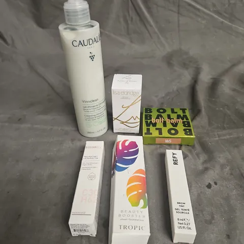 LOT OF APPROX 6 ASSORTED COSMETIC PRODUCTS TO INCLUDE - BIOSSANCE PRO-PEPTIDE LIP PERFECTOR - CAUDALIE CLEANSING ALMOND MILK - MADE BY MITCHEL BOLT BALM BB5 - ETC