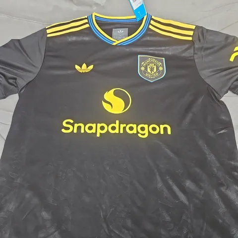 MANCHESTER UNITED FC AWAY JERSEY - SIZE XL