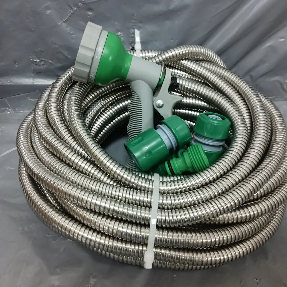 STAINLESS STEEL SUPER DURABLE METAL GARDEN HOSE WITH SPRINKLER 15M