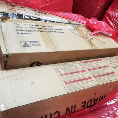 PALLET CONTAINING ASSORTED PRODUCTS INCLUDING AUTOMATIC CAT LITTER BOX, OFFICE CHAIR & BABY PLAYPEN