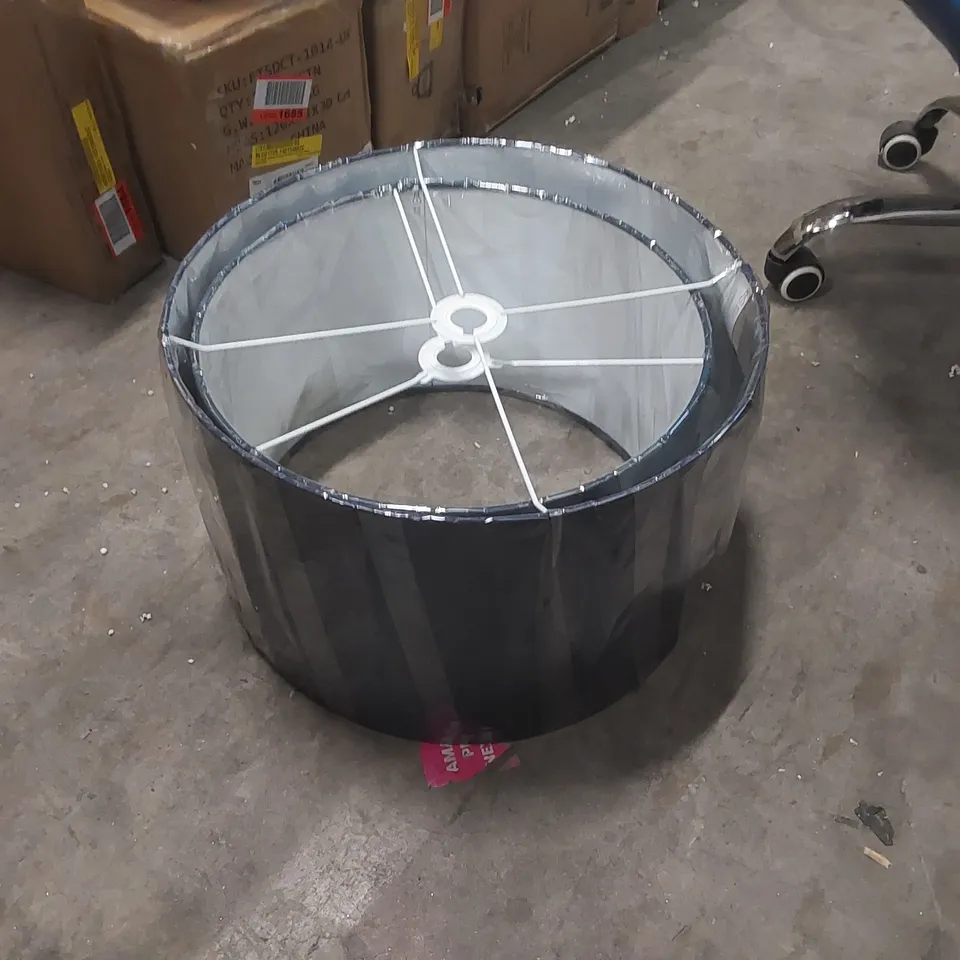 BOXED COTTON DRUM LAMP SHADE (SCREW ON