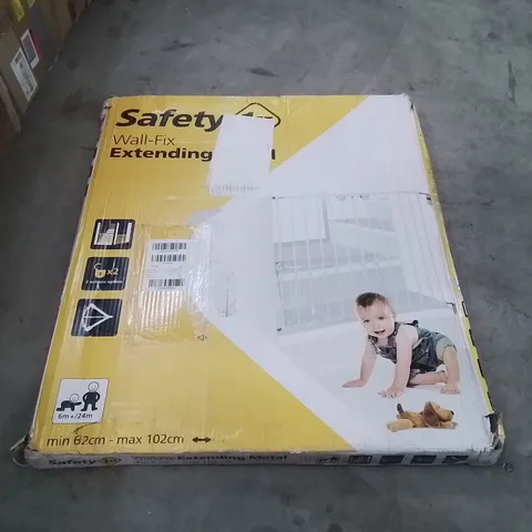 BOXED SAFETY 1ST WALL-FIX EXTENDING METAL SAFETY GATE