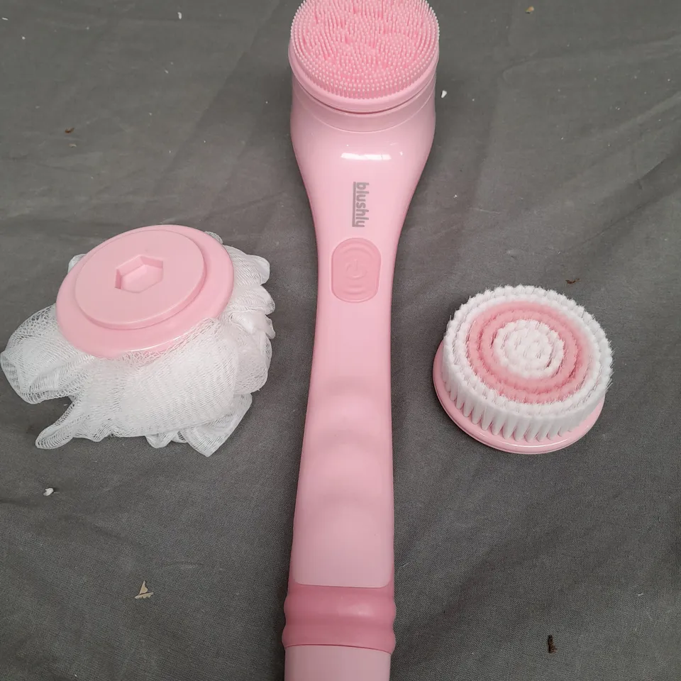 BLUSHLY RECHARGEABLE CLEANSING & EXFOLIATING BODY BRUSH 