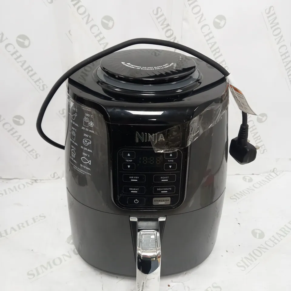 NINJA AIR FRYER 3.8L AF100UK