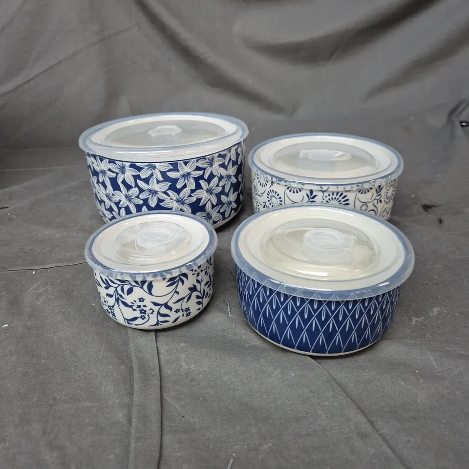 BLUE AND WHITE PORCELAIN LIDDED BOWLS – SET OF 4