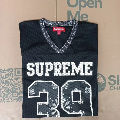 SUPREME SHORT SLEEVE JERSEY IN BLACK SIZE XL
