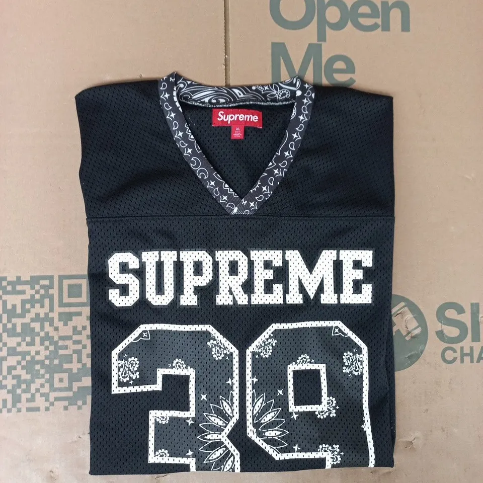 SUPREME SHORT SLEEVE JERSEY IN BLACK SIZE XL