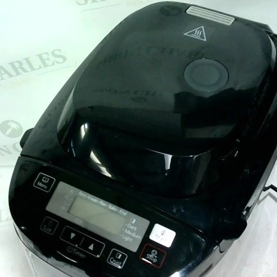 PANASONIC BLACK AUTOMATIC BREAD MAKER