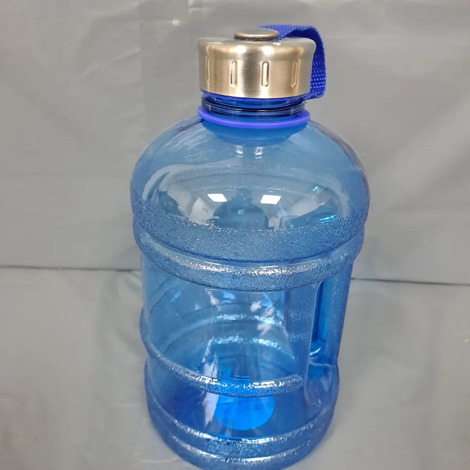 BOX OF APPROXIMATELY 14 GYM XXK WATER BOTTLES - COLLECTION ONLY