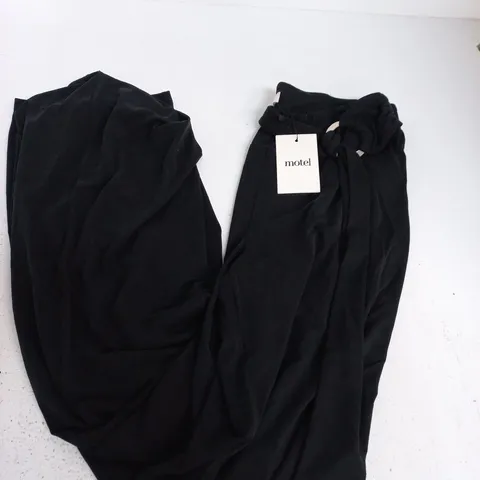 MOTEL CERELIA TROUSERS WITH TIE BELT IN BLACK - SMALL