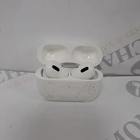 APPLE AIRPODS (2ND GENERATION) - CHARGING CASE