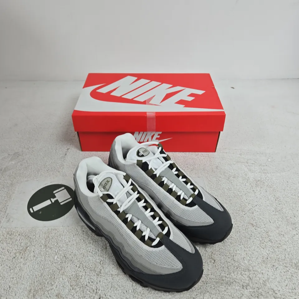 NIKE AIR MAX 95 BIG BUBBLE TRAINERS – UK 6.5, GREY/BLACK/WHITE