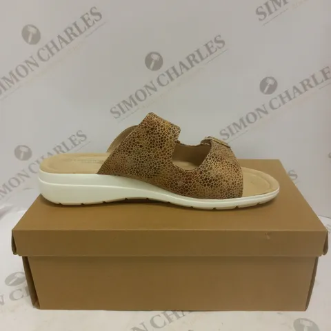 BOXED PAIR OF CUSHION WALK GOLD STRAPPY SANDALS - SIZE 7