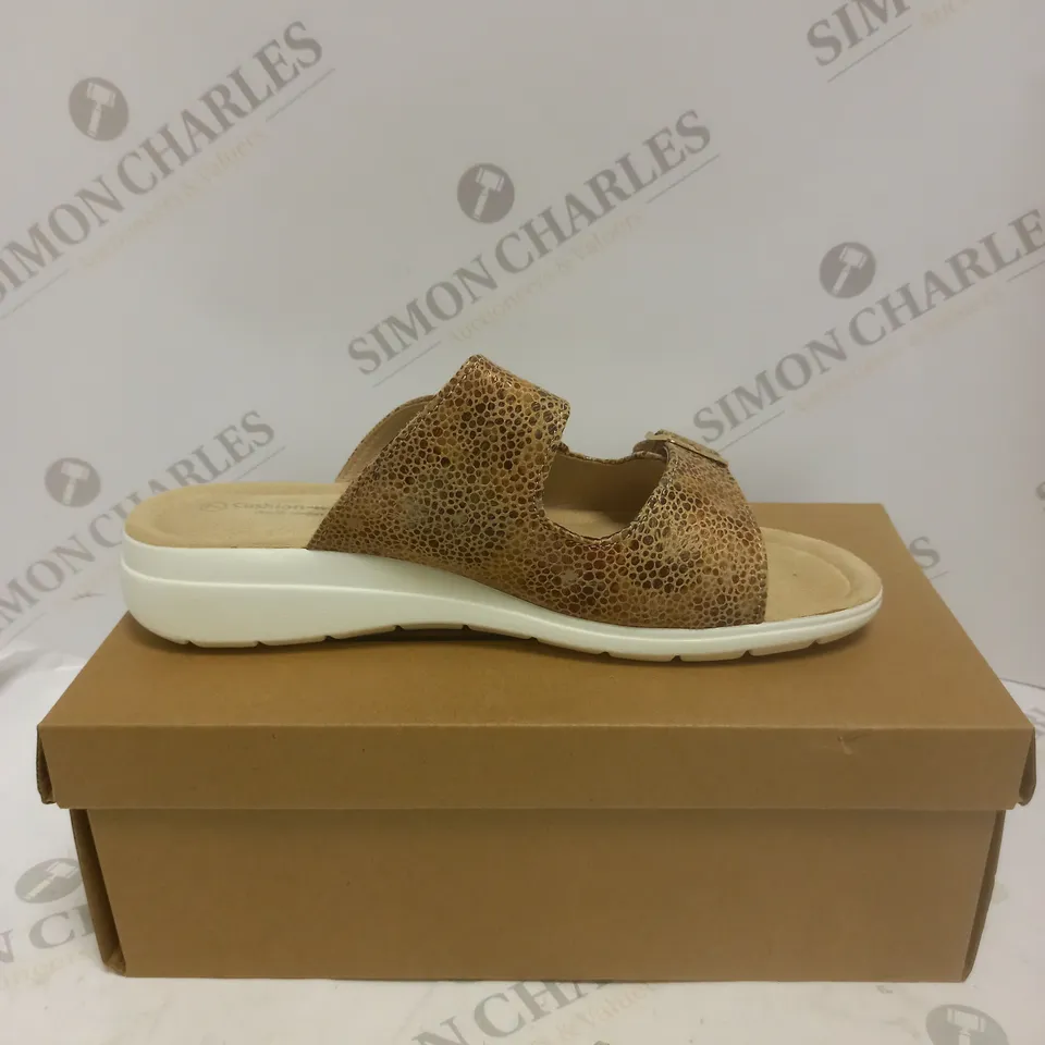 BOXED PAIR OF CUSHION WALK GOLD STRAPPY SANDALS - SIZE 7