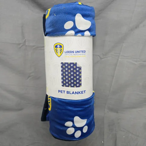 LEEDS OFFICIAL MERCHANDISE PET BLANKET IN NAVY