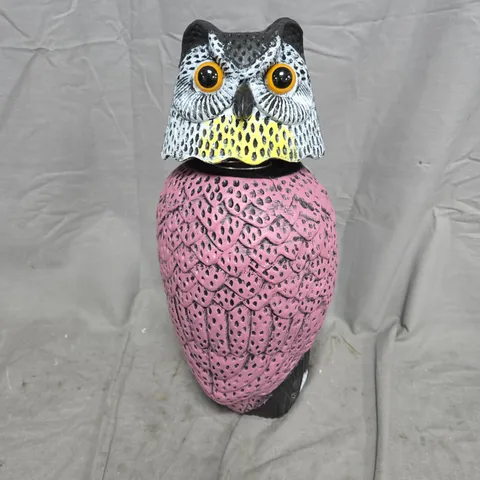 WOODSIDE OWL WITH ROTATING/BOBBLE HEAD GARDEN ORNAMENT UNBOXED