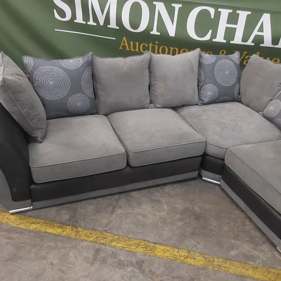 QUALITY DESIGNER UPHOLSTERED CORNER SOFA - BLACK & GREY