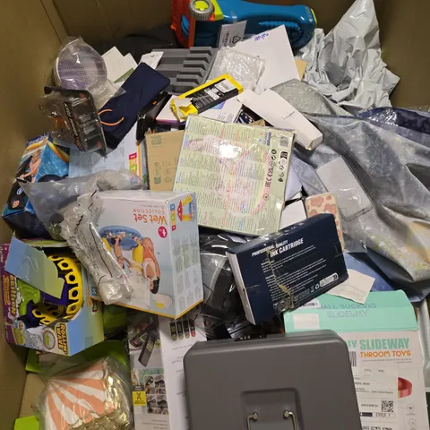 PALLET OF APPROXIMATELY 50 ASSORTED HOUSEHOLD PRODUCTS TO INCLUDE CHILDRENS GAMES, STORAGE CONTAINERS, SCREEN PROTECTORS ETC - COLLECTION ONLY