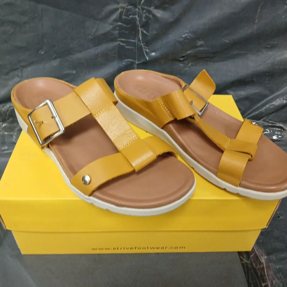 BOXED PAIR OF STRIVE SANTORINI SANDALS - UK SIZE 7