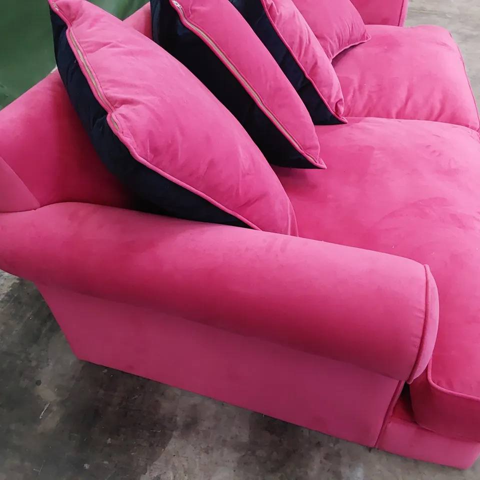 QUALITY BRITISH DESIGNER LOUNGE Co. THREE SEATER SOFA SHOCKING PINK PLUSH FABRIC 