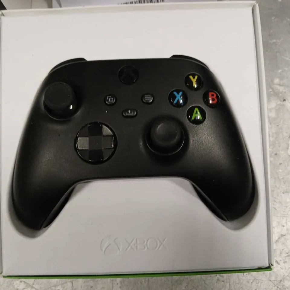 BOXED XBOX WIRELESS CONTROLLER