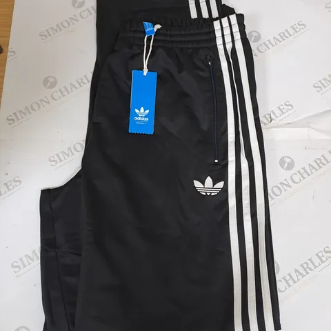 ADIDAS ORIGINAL TRACKSUIT BOTTOMS SIZE XL