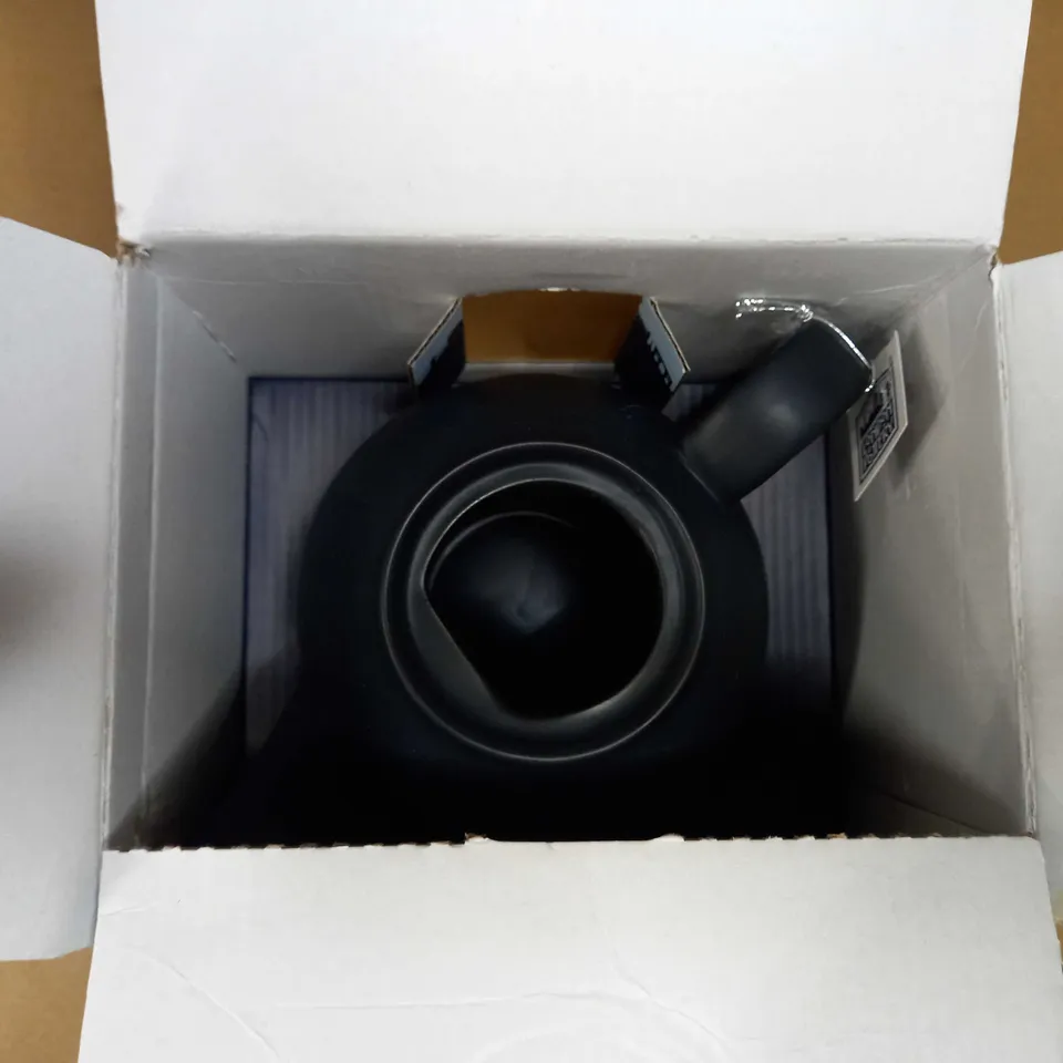 BOXED LONDON POTTERY BLACK GLOBE TEAPOT