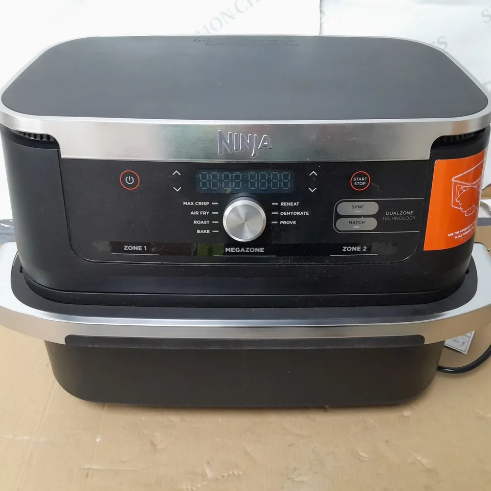 NINJA 10.4L FOODI FLEXDRAWER DUAL AIR FRYER IN BLACK AF500UK