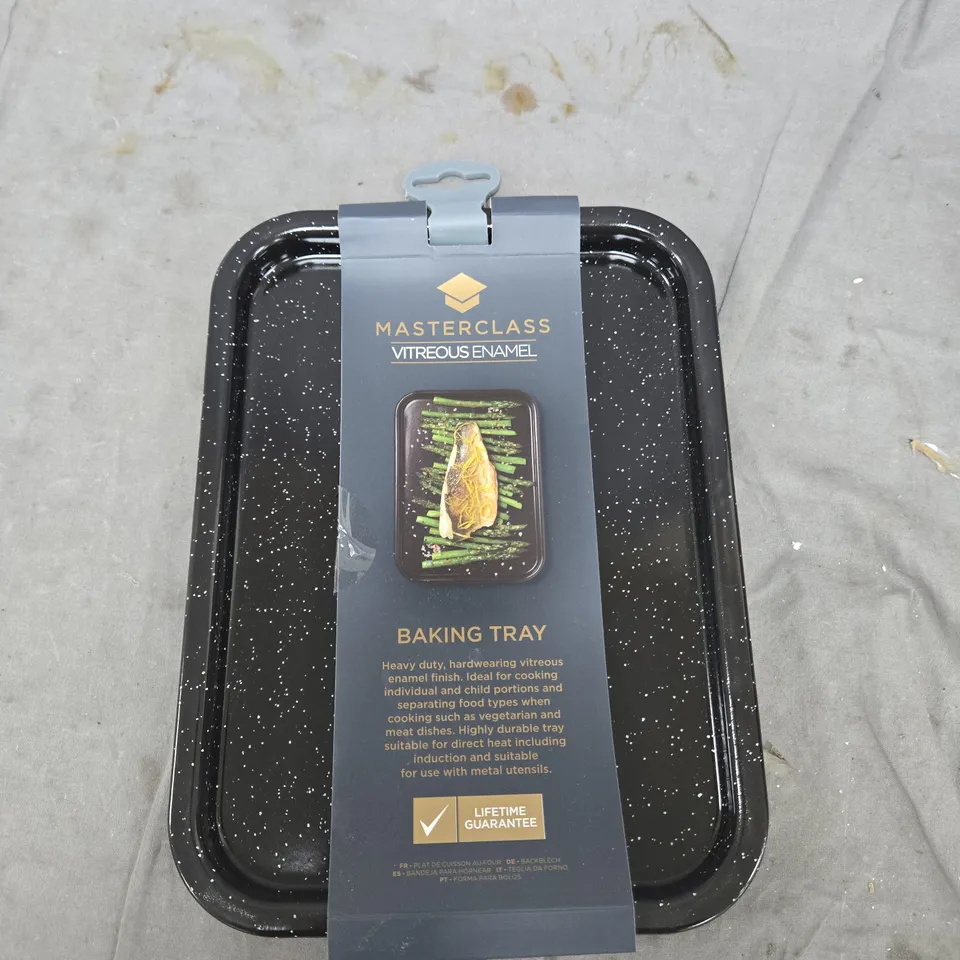 MASTERCLASS VITREOUS ENAMEL BAKING TRAY