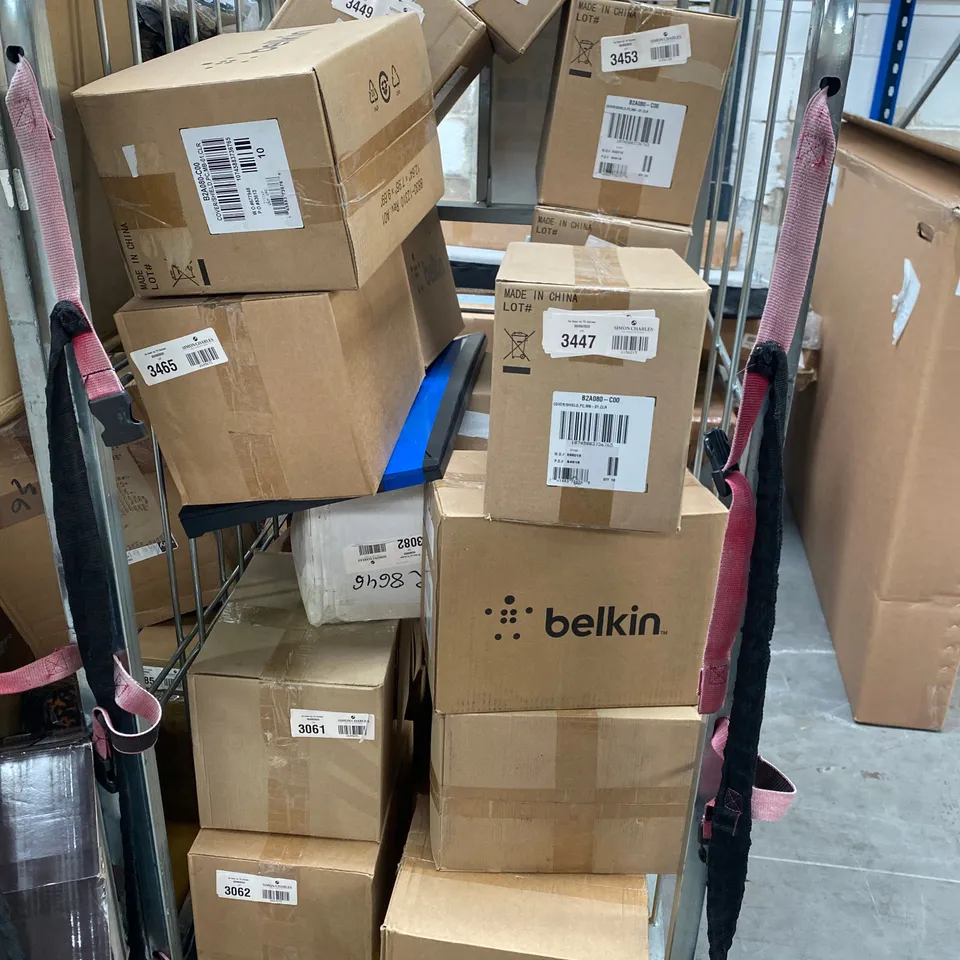 CAGE OF ASSORTED ITEMS TO INCLUDE MULTIPLE BOXES OF BELKIN SNAP SHIELDS AND MALLOWS HAND RUB