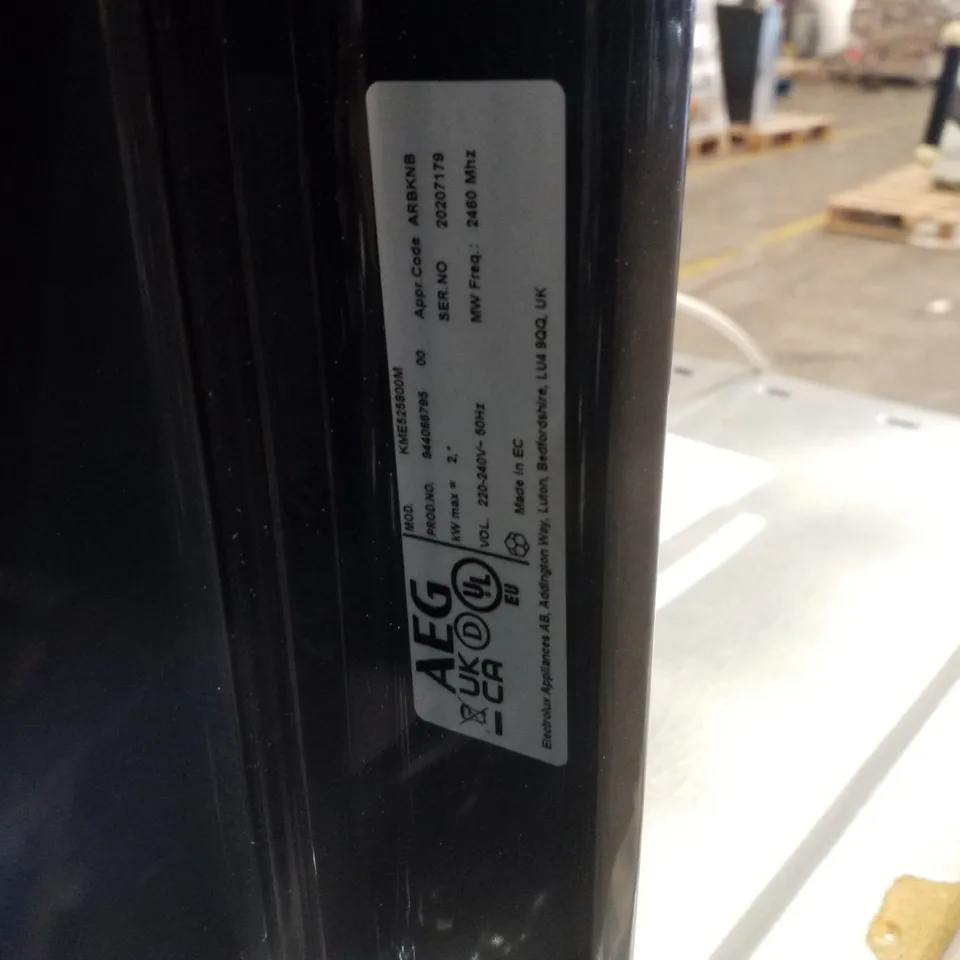 AEG KME525800M BUILT IN MICROWAVE WITH GRILL