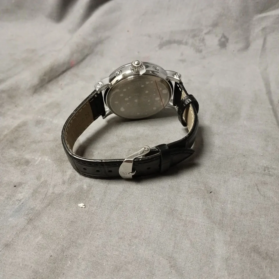 ERNEST FERDINAND QUARTZ WRISTWATCH – SILVER DIAL, ROMAN NUMERALS, BLACK LEATHER STRAP (BOXED)