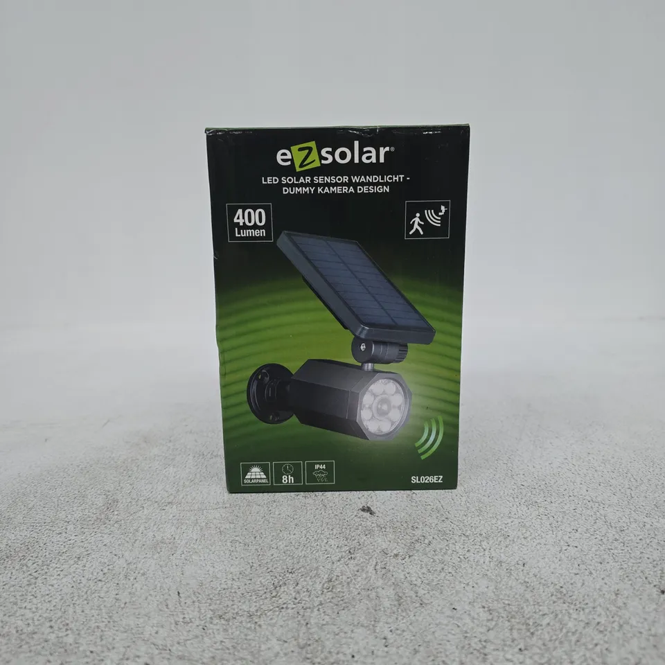 EZ SOLAR LED SOLAR SENSOR WALL LIGHT DUMMY CAMERA DESIGN