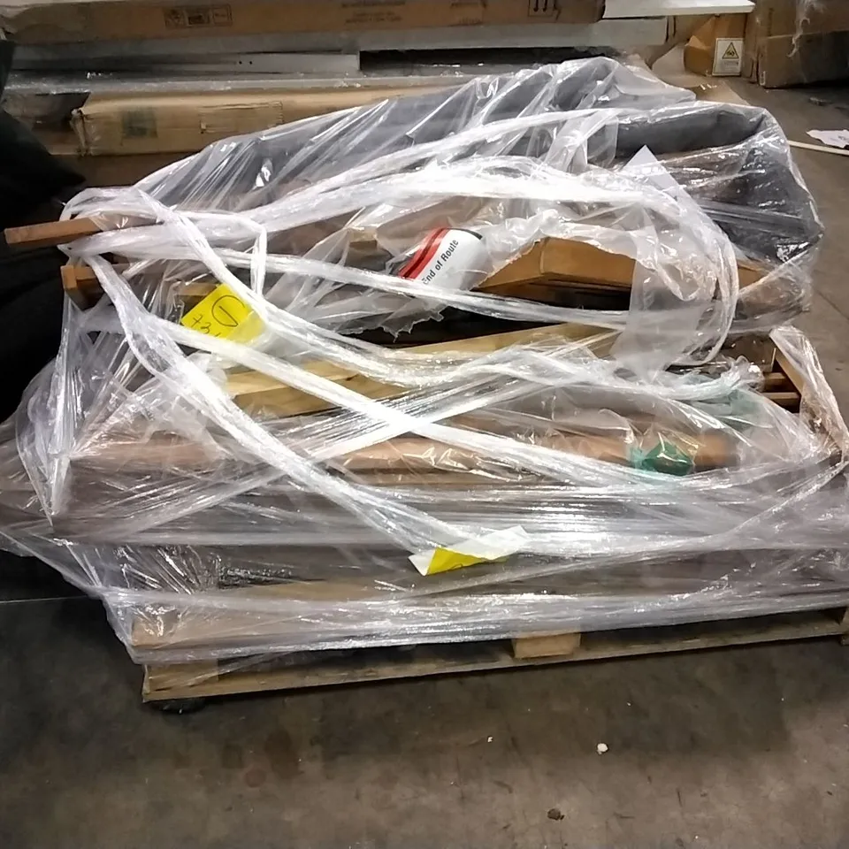 PALLET OF ASSORTED WOODEN FURNITURE FRAMES AND CUSHIONS