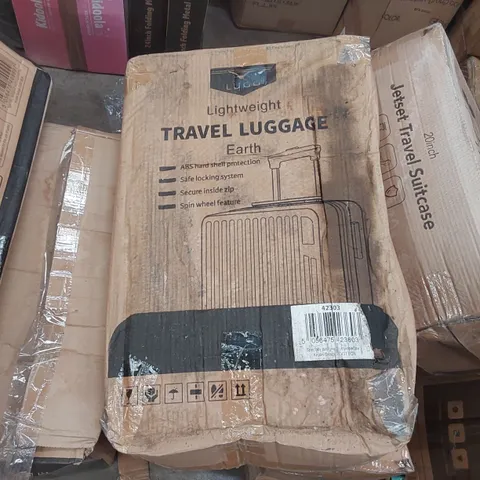 BOXED LUGG LIGHTWEIGHT TRAVEL SUITCASE