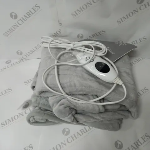BOXED COZEE HOME HEATED BLANKET THROW IN LIGHT GREY 