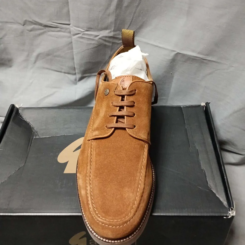 GABICCI SQUIRE  BROWN SUEDE LACE-UP SHOES – SIZE 9