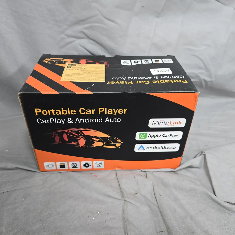 Portable Car Player with Apple CarPlay & Android Auto – Boxed