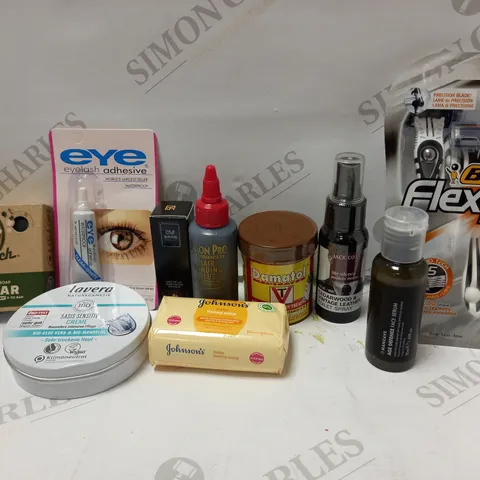 LOT OF APPROX 10 ASSORTED BEAUTY PRODUCTS TO INCLUDE LAVERA BASIS CREAM, JOHNSONS BABY SOAP, BIC FLEX5 SHAVERS, ETC