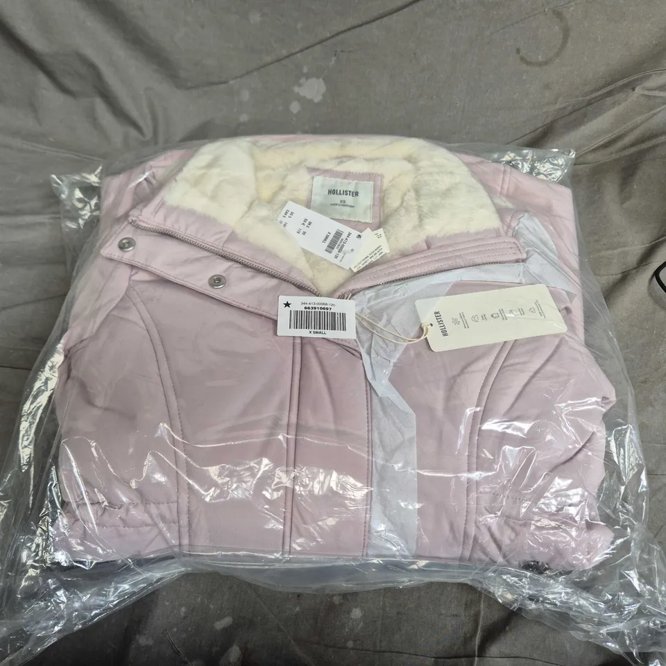 HOLLISTER WOMEN'S PINK PADDED JACKET WITH CREAM FAUX FUR LINING – UK 6 (XS)