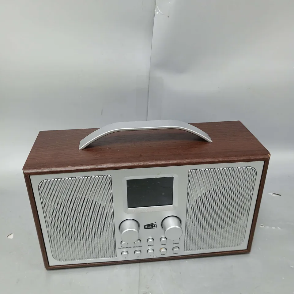 DAB+ RADIO WITH LCD COLOUR DISPLAY SCREEN