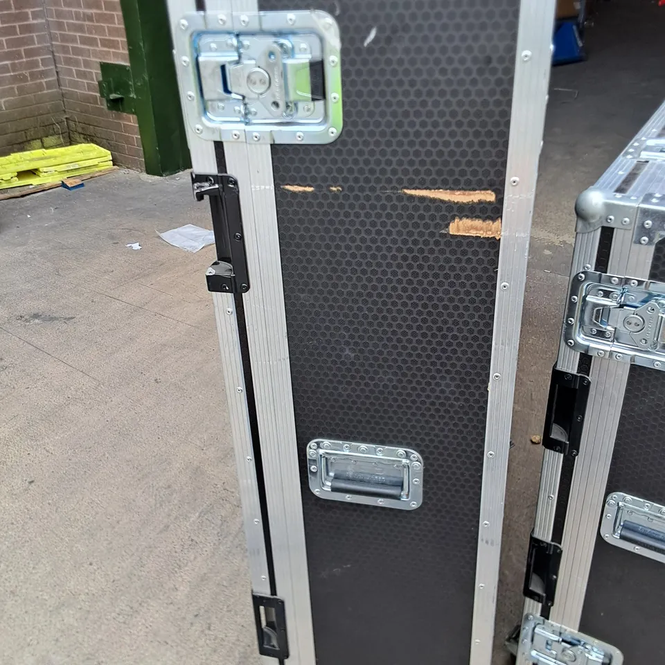 EXTRA LARGE WHEELED FLIGHT CASE - DIMENSIONS APPROXIMATELY 217 X 150 X 38CM