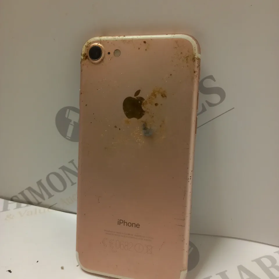 APPLE IPHONE 7 (A1778) SMARTPHONE