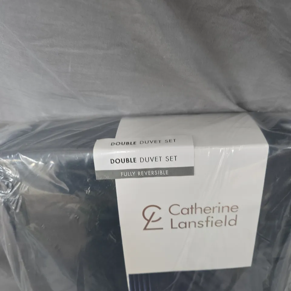 CATHERINE LANSFIELD DOUBLE DUVET SET - FULLY REVERSIBLE (SIGNATURE COLLECTION)