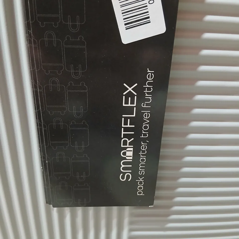 SMARTFLEX RIBBED SUITCASE LARGE – 85L, 50.85 X 28.5 X 74 CM, TSA LOCK